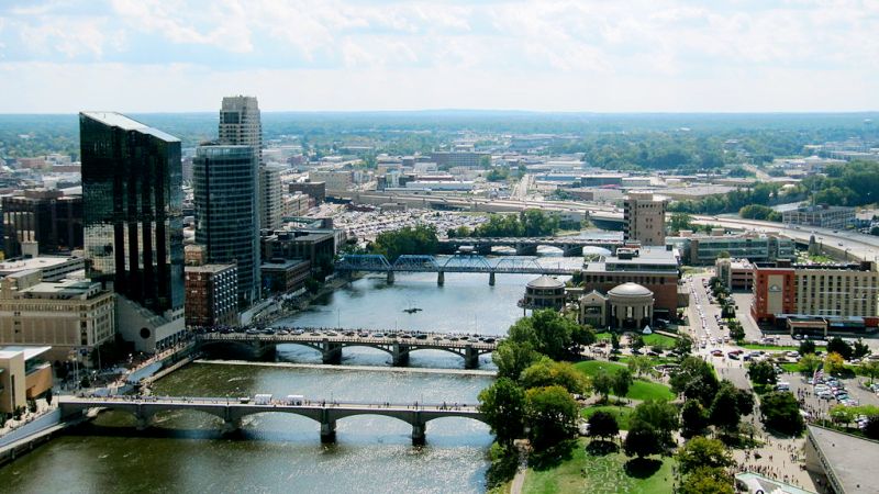 Grand Rapids Airport