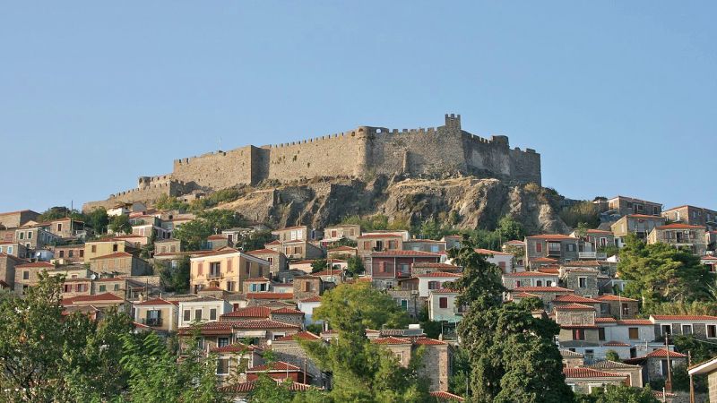 Lesbos Downtown