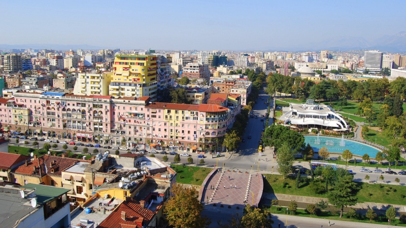 Auto huren Tirana Downtown